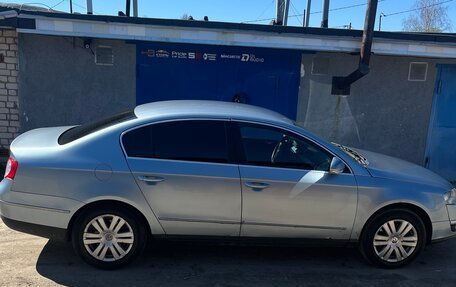 Volkswagen Passat B6, 2006 год, 650 000 рублей, 3 фотография