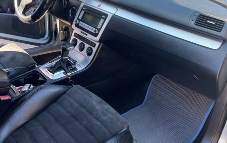 Volkswagen Passat B6, 2006 год, 650 000 рублей, 10 фотография