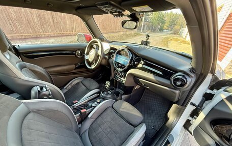 MINI Hatch, 2021 год, 3 750 000 рублей, 10 фотография