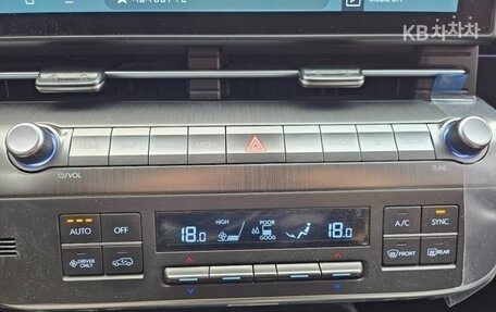 Hyundai Kona, 2024 год, 1 610 000 рублей, 18 фотография