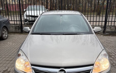 Opel Astra H, 2008 год, 630 000 рублей, 1 фотография