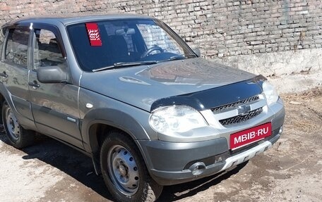 Chevrolet Niva I рестайлинг, 2011 год, 405 000 рублей, 1 фотография