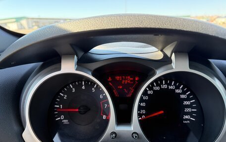 Nissan Juke II, 2014 год, 840 000 рублей, 13 фотография