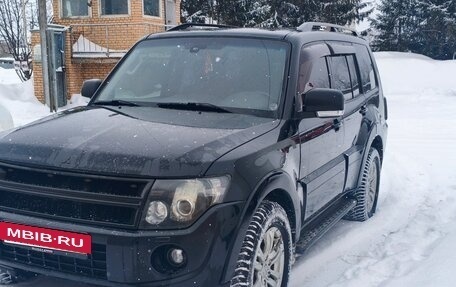 Mitsubishi Pajero IV, 2011 год, 2 460 000 рублей, 10 фотография