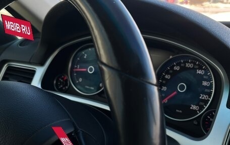 Volkswagen Touareg III, 2015 год, 2 600 000 рублей, 16 фотография