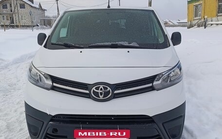 Toyota ProAce II, 2019 год, 1 800 000 рублей, 9 фотография
