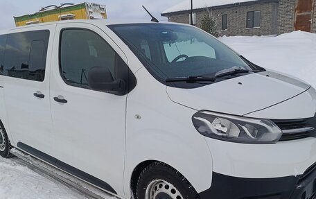 Toyota ProAce II, 2019 год, 1 800 000 рублей, 21 фотография