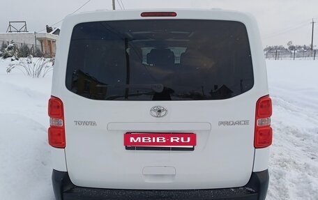 Toyota ProAce II, 2019 год, 1 800 000 рублей, 17 фотография