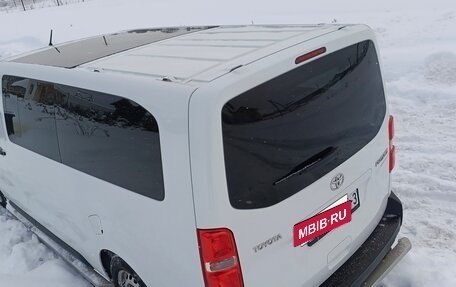 Toyota ProAce II, 2019 год, 1 800 000 рублей, 14 фотография