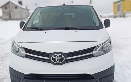 Toyota ProAce II, 2019 год, 1 800 000 рублей, 24 фотография
