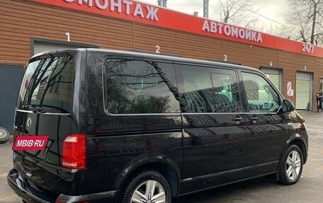 Volkswagen Multivan T6 рестайлинг, 2015 год, 2 700 000 рублей, 5 фотография
