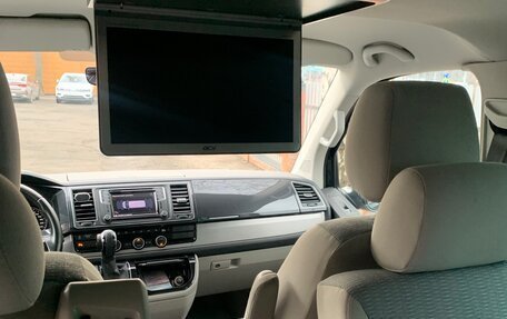 Volkswagen Multivan T6 рестайлинг, 2015 год, 2 700 000 рублей, 12 фотография