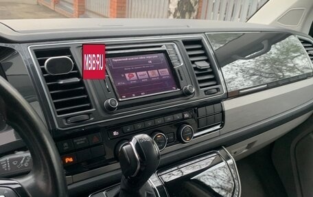 Volkswagen Multivan T6 рестайлинг, 2015 год, 2 700 000 рублей, 17 фотография