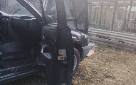 ИЖ 2126 «Ода», 2003 год, 90 000 рублей, 9 фотография