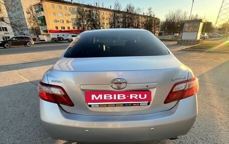 Toyota Camry, 2006 год, 1 050 000 рублей, 4 фотография