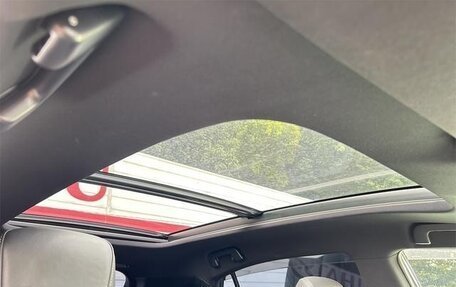 Toyota Harrier, 2019 год, 2 510 000 рублей, 21 фотография