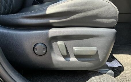 Toyota Harrier, 2016 год, 2 250 000 рублей, 19 фотография