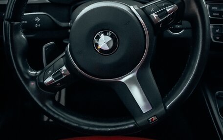 BMW 3 серия, 2018 год, 2 700 000 рублей, 11 фотография