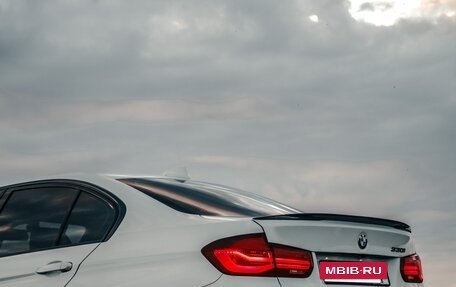 BMW 3 серия, 2018 год, 2 700 000 рублей, 14 фотография