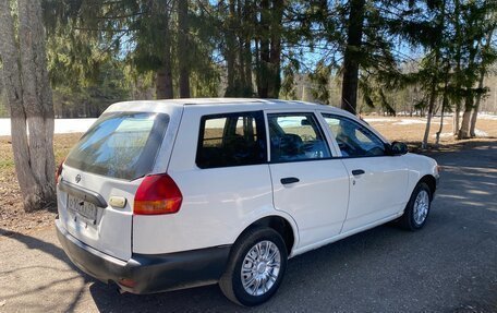 Nissan AD II, 2001 год, 185 000 рублей, 3 фотография