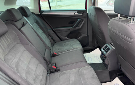 Volkswagen Tiguan II, 2021 год, 3 390 000 рублей, 16 фотография