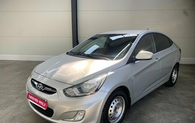 Hyundai Solaris II рестайлинг, 2013 год, 880 000 рублей, 1 фотография