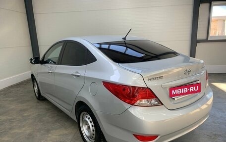 Hyundai Solaris II рестайлинг, 2013 год, 880 000 рублей, 10 фотография