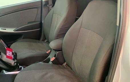 Hyundai Solaris II рестайлинг, 2013 год, 880 000 рублей, 6 фотография