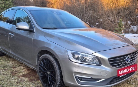 Volvo S60 III, 2015 год, 1 050 000 рублей, 2 фотография