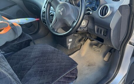 Mitsubishi Colt VI рестайлинг, 2003 год, 320 000 рублей, 8 фотография