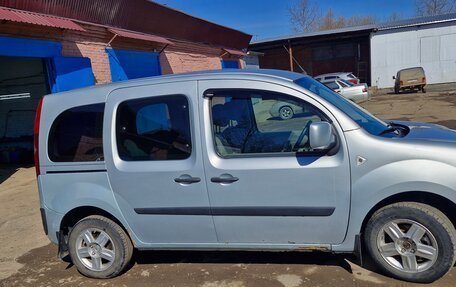 Renault Kangoo II рестайлинг, 2010 год, 670 000 рублей, 4 фотография