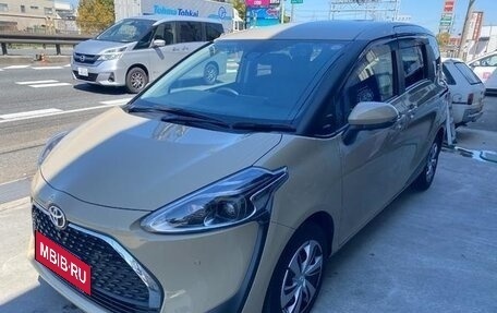 Toyota Sienta II, 2022 год, 1 310 000 рублей, 3 фотография