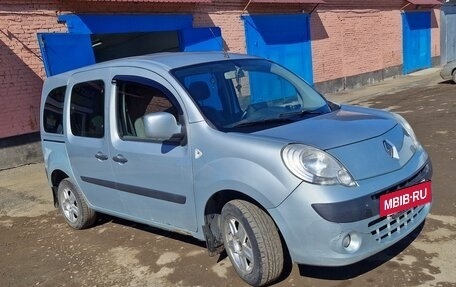Renault Kangoo II рестайлинг, 2010 год, 670 000 рублей, 7 фотография