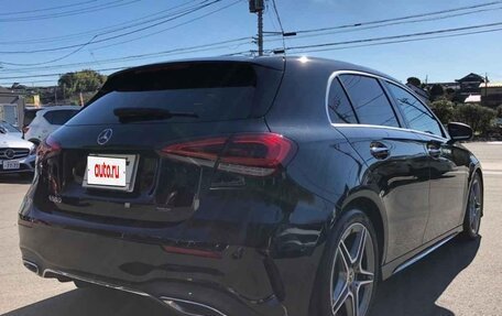 Mercedes-Benz A-Класс, 2018 год, 1 427 000 рублей, 3 фотография