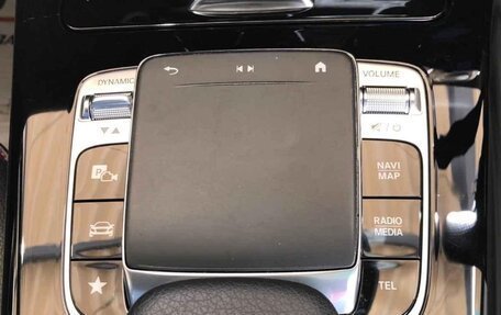 Mercedes-Benz A-Класс, 2018 год, 1 427 000 рублей, 21 фотография