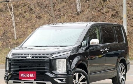 Mitsubishi Delica D:5 I, 2022 год, 2 700 000 рублей, 5 фотография