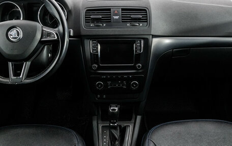 Skoda Yeti I рестайлинг, 2017 год, 1 049 000 рублей, 12 фотография