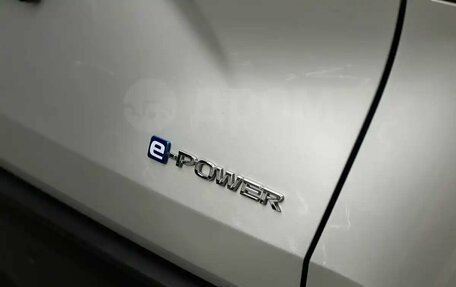 Nissan Note, 2022 год, 1 997 000 рублей, 38 фотография