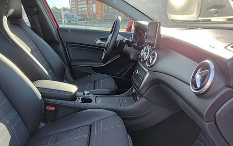 Mercedes-Benz GLA, 2015 год, 1 890 000 рублей, 15 фотография