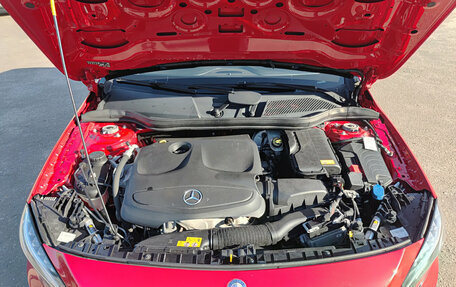 Mercedes-Benz GLA, 2015 год, 1 890 000 рублей, 13 фотография