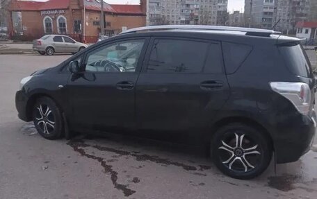 Toyota Verso I, 2011 год, 650 000 рублей, 5 фотография