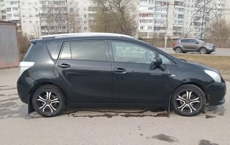 Toyota Verso I, 2011 год, 650 000 рублей, 8 фотография