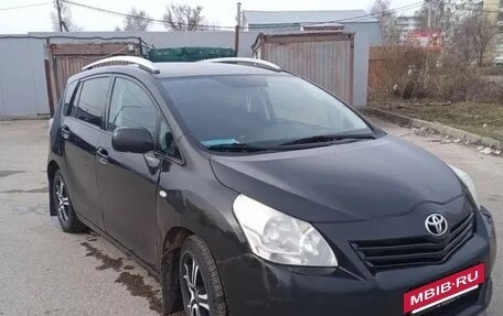 Toyota Verso I, 2011 год, 650 000 рублей, 11 фотография