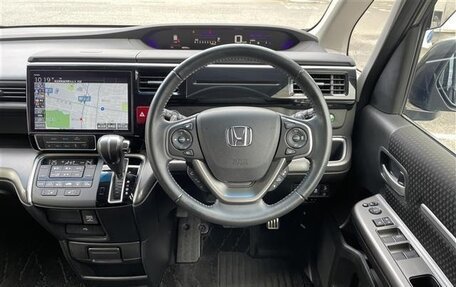 Honda Stepwgn IV, 2021 год, 2 058 000 рублей, 11 фотография