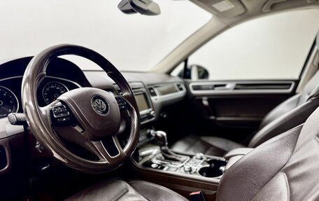 Volkswagen Touareg III, 2016 год, 3 249 000 рублей, 11 фотография