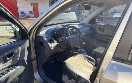 Hyundai Tucson III, 2004 год, 850 000 рублей, 8 фотография