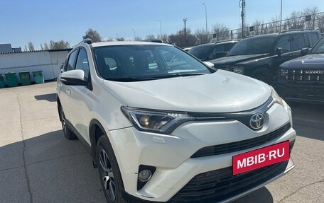 Toyota RAV4, 2016 год, 2 189 000 рублей, 4 фотография