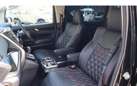 Toyota Alphard III, 2017 год, 5 700 000 рублей, 13 фотография