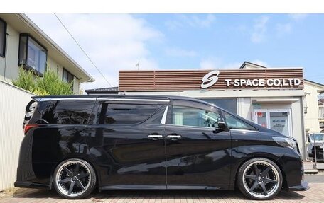 Toyota Alphard III, 2017 год, 5 700 000 рублей, 6 фотография