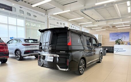 Honda Stepwgn IV, 2019 год, 2 349 000 рублей, 6 фотография